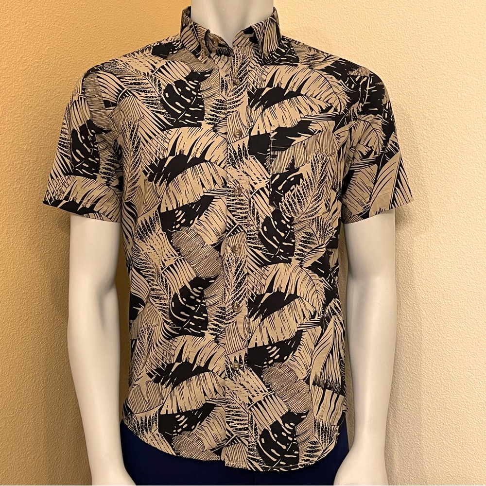 Banana Republic Factory Plant Graphic Print Slim Short Sleeve Pocket Shirt